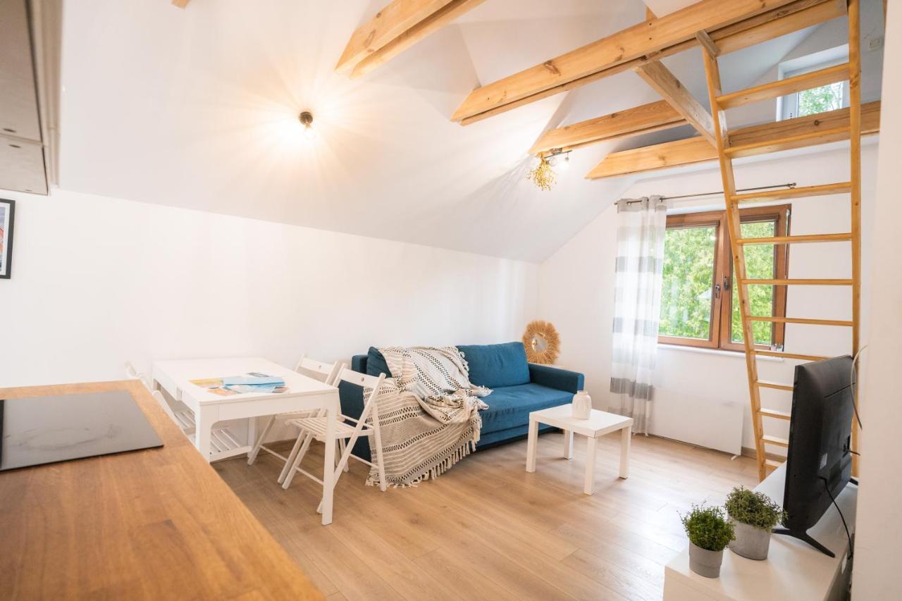 Pod Cyprysami - Surf & Family Resort 亚斯塔尔尼亚 外观 照片